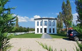 Nerium Garden Inn Tirana Airport